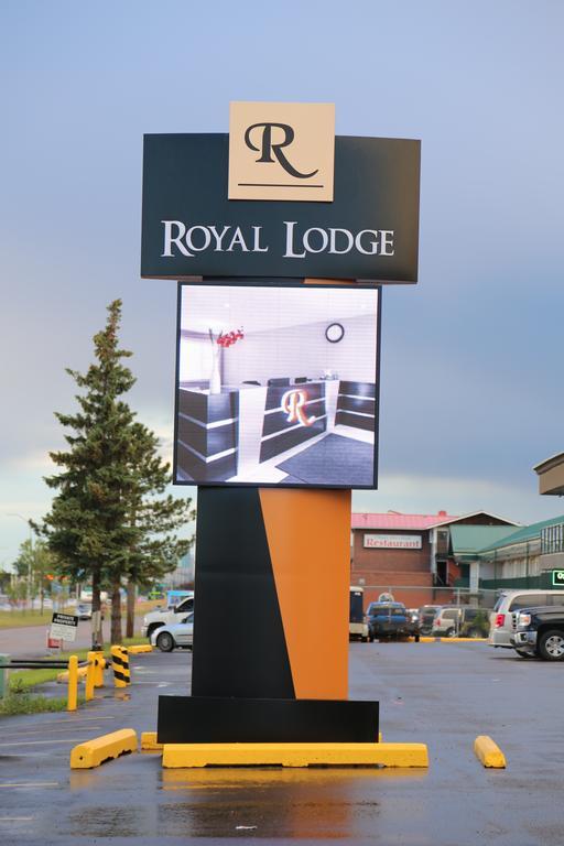Royal Lodge Эдмонтон Экстерьер фото